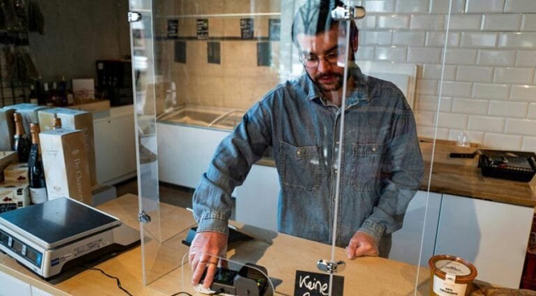 barreira de acrilico